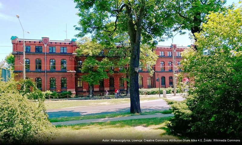 Budynek Wojskowej Komendy Uzupełnień w Toruniu